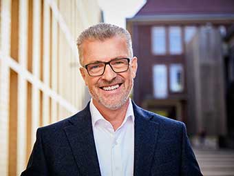 Porträt Prof. Dr. Andreas Koenen 